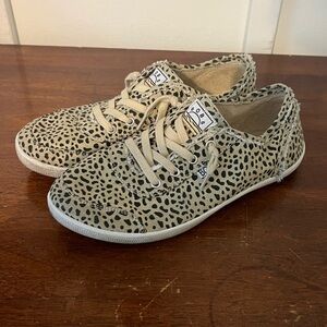 Skechers BOBS Animal Print Lace-Up Shoes size 7